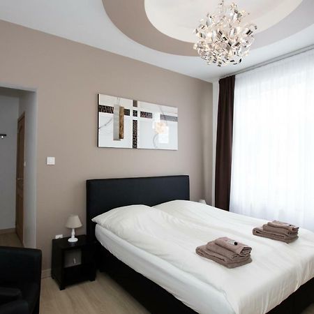 예페르 Elysian B&B 외부 사진